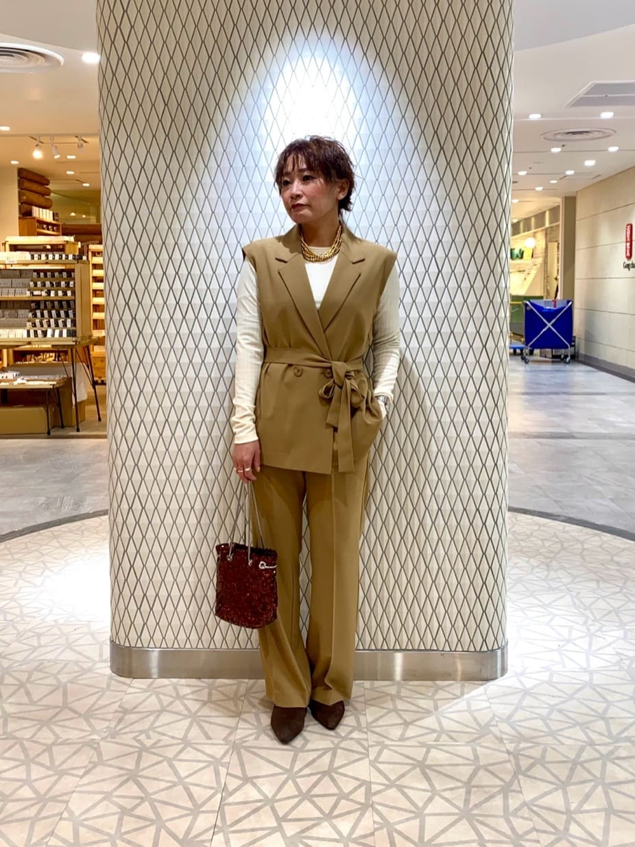 mari_831さんの「INDIVI｜Comfy SET UP｜イージーテーパードパンツ【セットアップ対応／通勤／カセット服／接触冷感／U」を使ったコーディネート