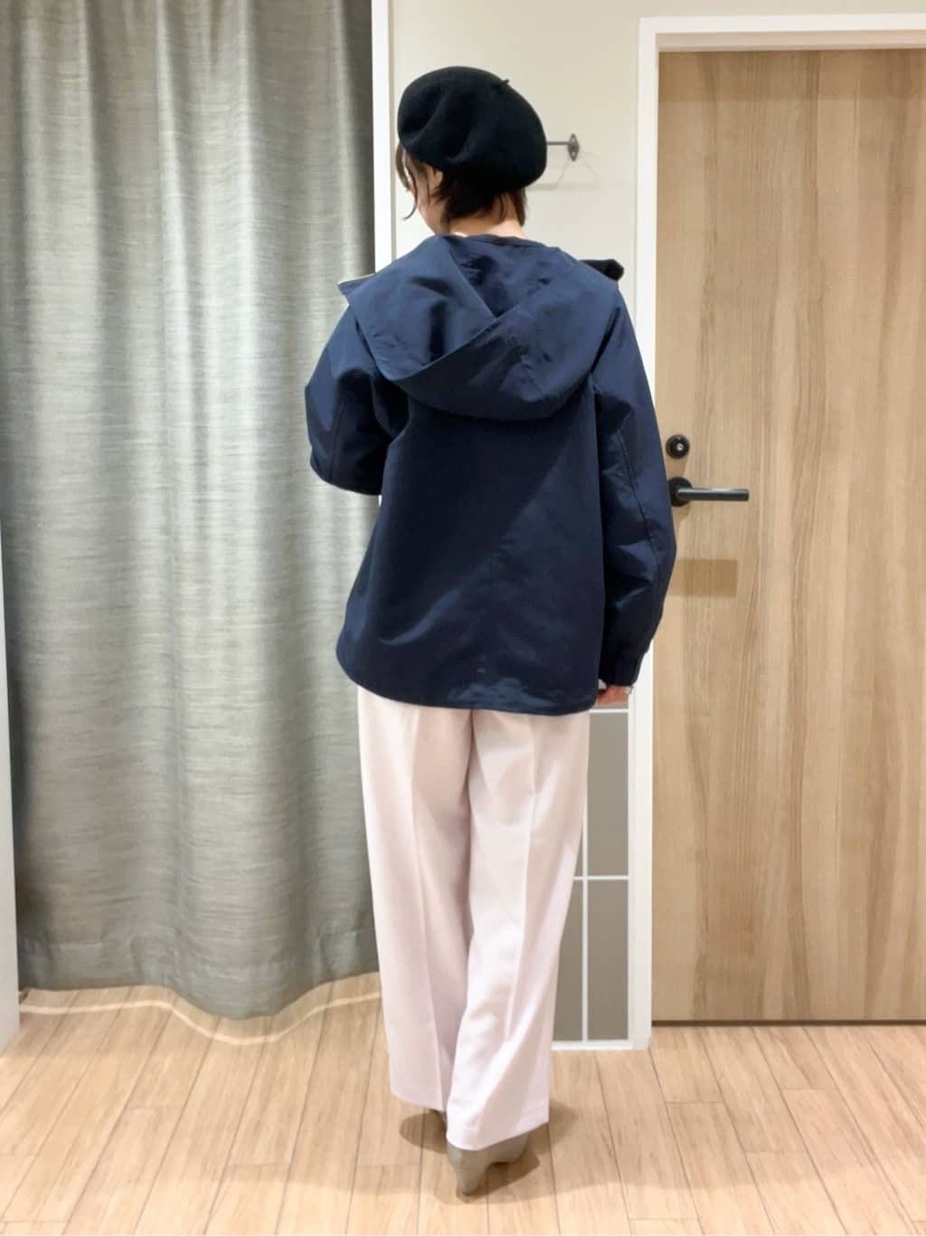 ヨッコさんの「grove｜【撥水】きれいめに着こなせるマウンテンパーカ」を使ったコーディネート