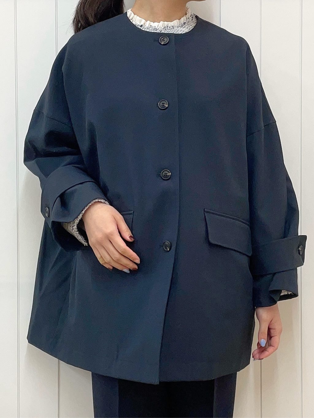 Mayaさんの「Dessin｜【花粉ガード/撥水加工/洗える】クルーネックスプリングコート」を使ったコーディネート