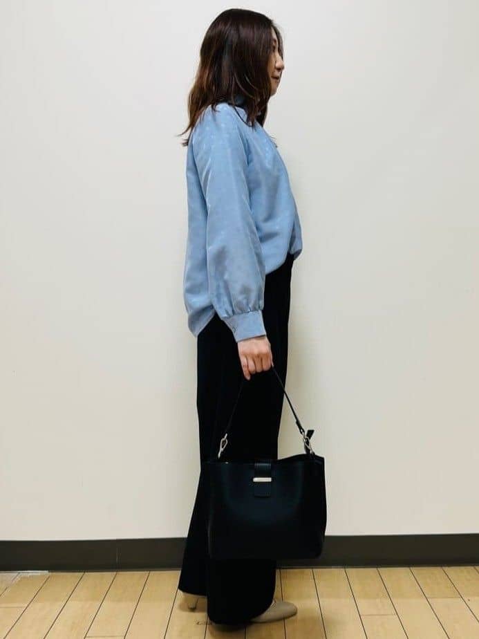 miiiさんの「Reflect｜ドライタッチストレートワイドパンツ」を使ったコーディネート