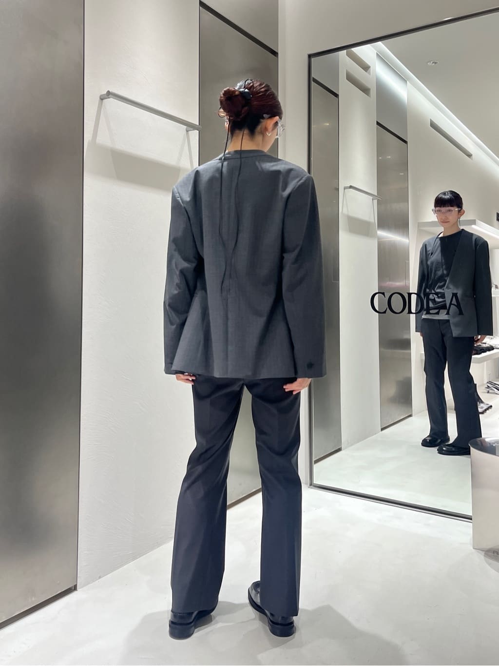 Rielさんの「CODE A｜sheer combi layer tops」を使ったコーディネート