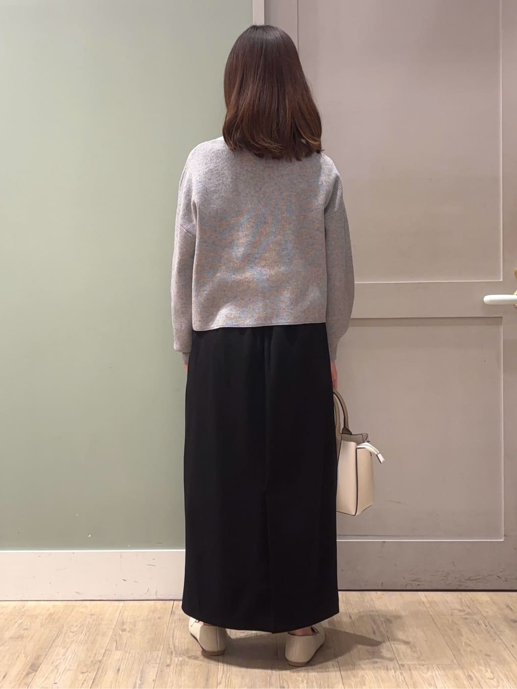 しばみさんの「grove｜毎日着たくなる、もちもち畦編みニット」を使ったコーディネート