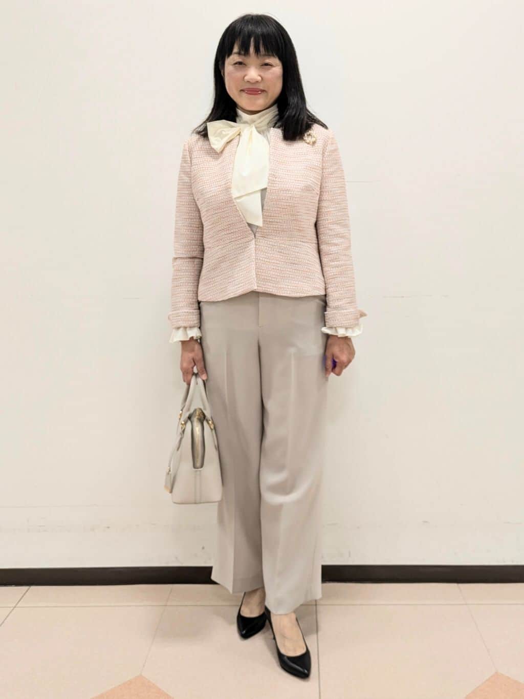 ともさんの「UNTITLED｜【新色追加/接触冷感/セットアップ可】エアリー ワイドパンツ」を使ったコーディネート