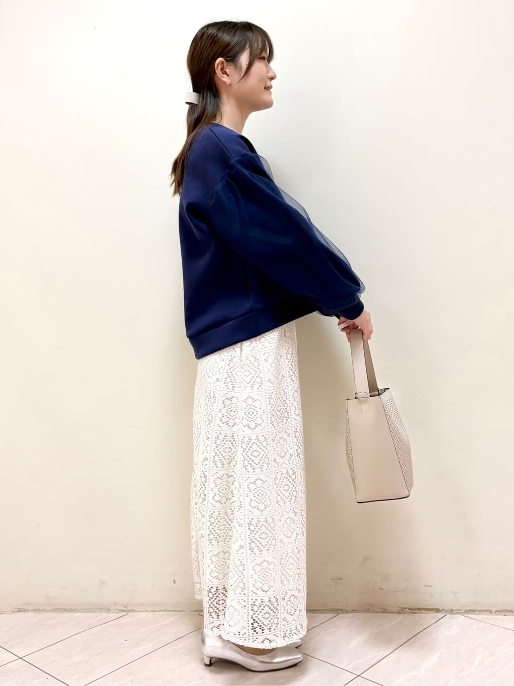 mikiさんの「Reflect｜チュールレイヤードスリーブプルオーバー」を使ったコーディネート