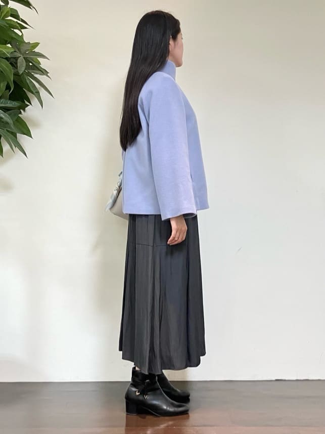 カレンさんの「UNTITLED｜【着回しが効く／オンオフアウター】ウールショートコート」を使ったコーディネート