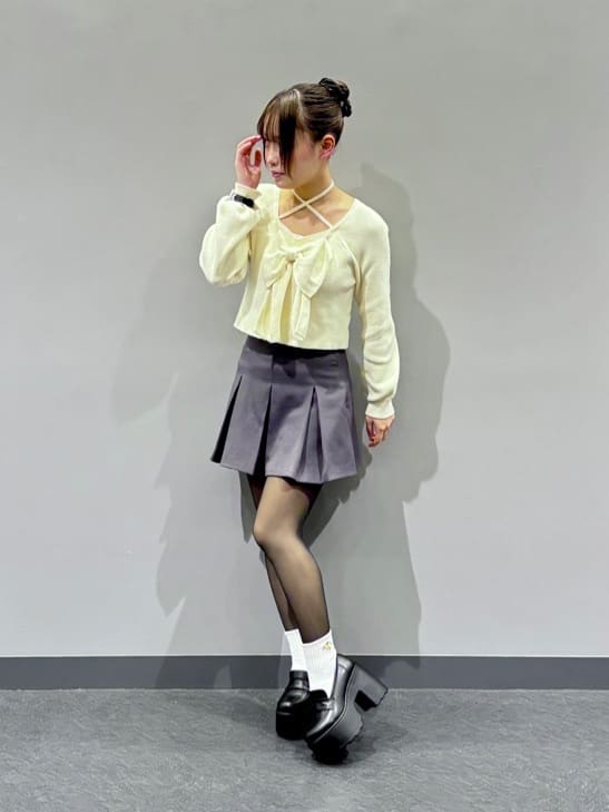 せらら⭐️さんの「ESPERANZA｜厚底ローファーパンプス」を使ったコーディネート
