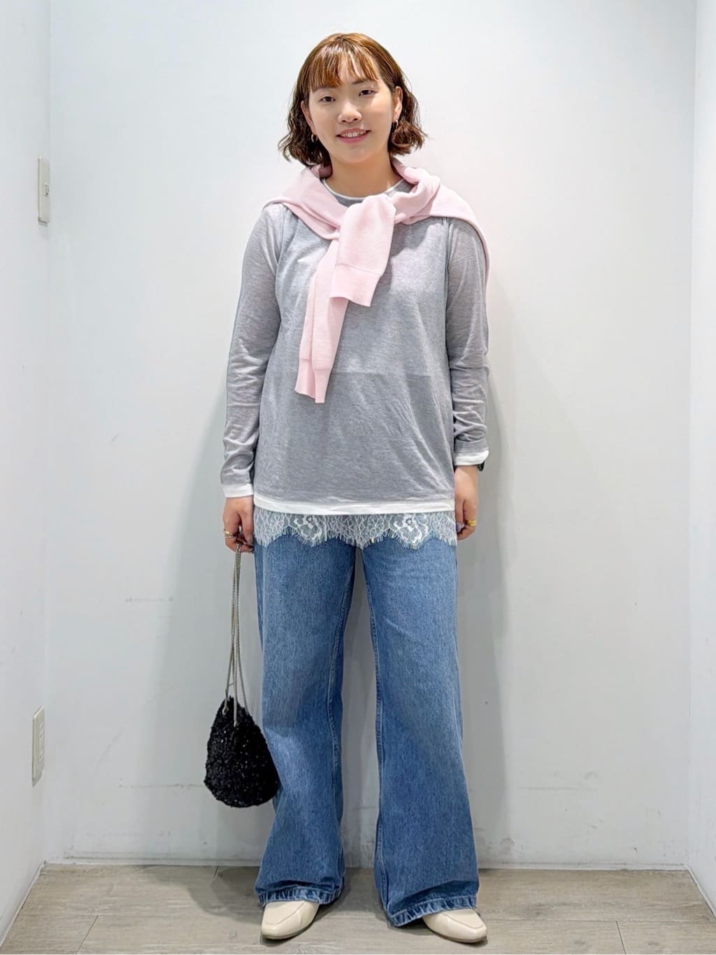 sumicaさんの「OPAQUE.CLIP｜配色レイヤードロングスリーブTシャツ【洗える】」を使ったコーディネート