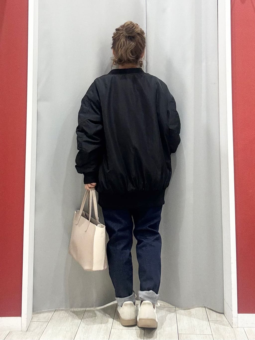 shioさんの「SHOO･LA･RUE｜【SHOO・LA・RUE DENIM】毎日使いたくなる ストレッチデニムスキニーパンツ」を使ったコーディネート