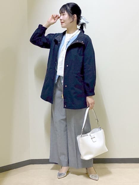  beni_gingerさんの「Reflect｜【通勤／ボウタイ取り外し可】ボウタイ付きバンドカラーブラウス」を使ったコーディネート