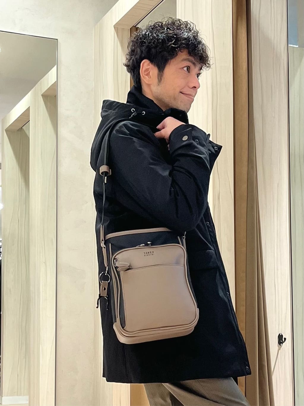 URAさんの「TAKEO KIKUCHI｜【None Of Stress】ストレッチ ダウンブルゾン」を使ったコーディネート