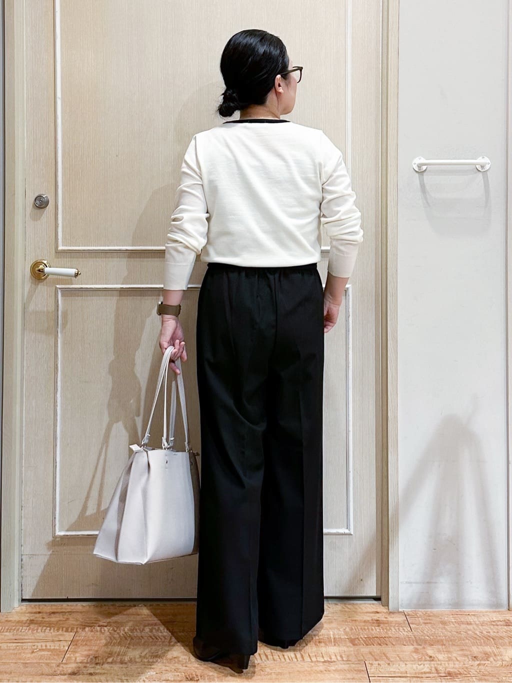 umeさんの「SHOO･LA･RUE｜【軽量】ふわっと軽いトートバッグ【A4】」を使ったコーディネート