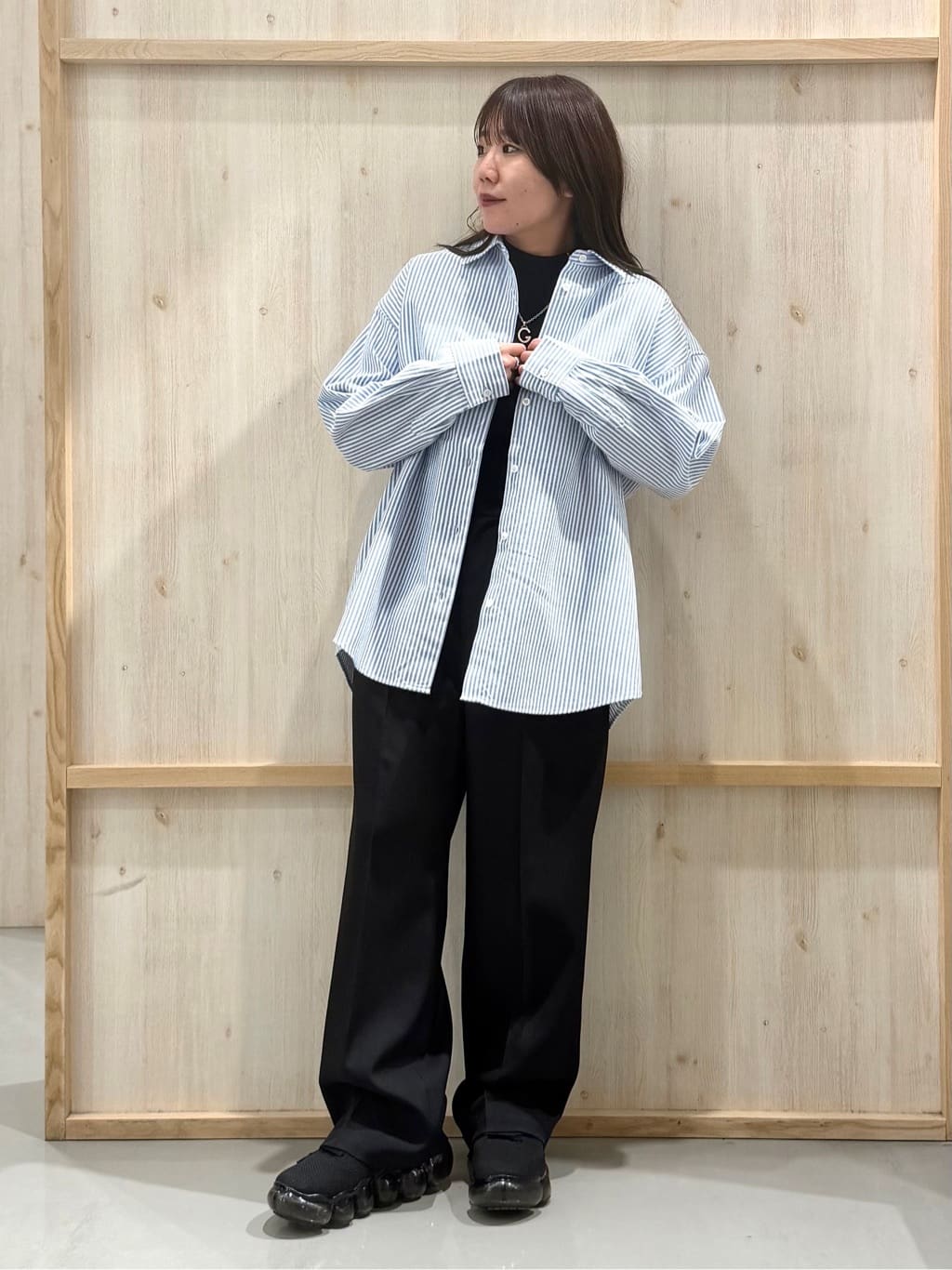 nanaさんの「THE SHOP TK｜【POLO BCS 別注】ストライプOXシャツ」を使ったコーディネート