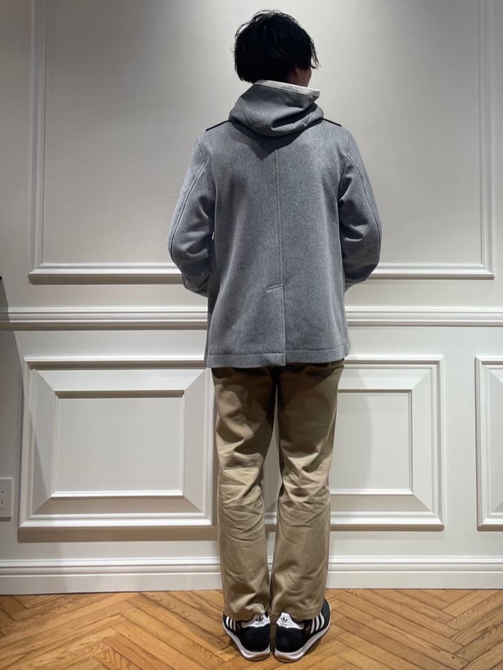 橋本さんの「DRESSTERIOR｜ヴィンテージ アルティメットチノパンツ」を使ったコーディネート