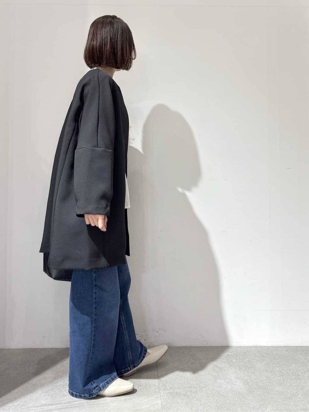 NAKAさんの「OPAQUE.CLIP｜フォルムスリーブミドルコート【洗濯機OK】」を使ったコーディネート