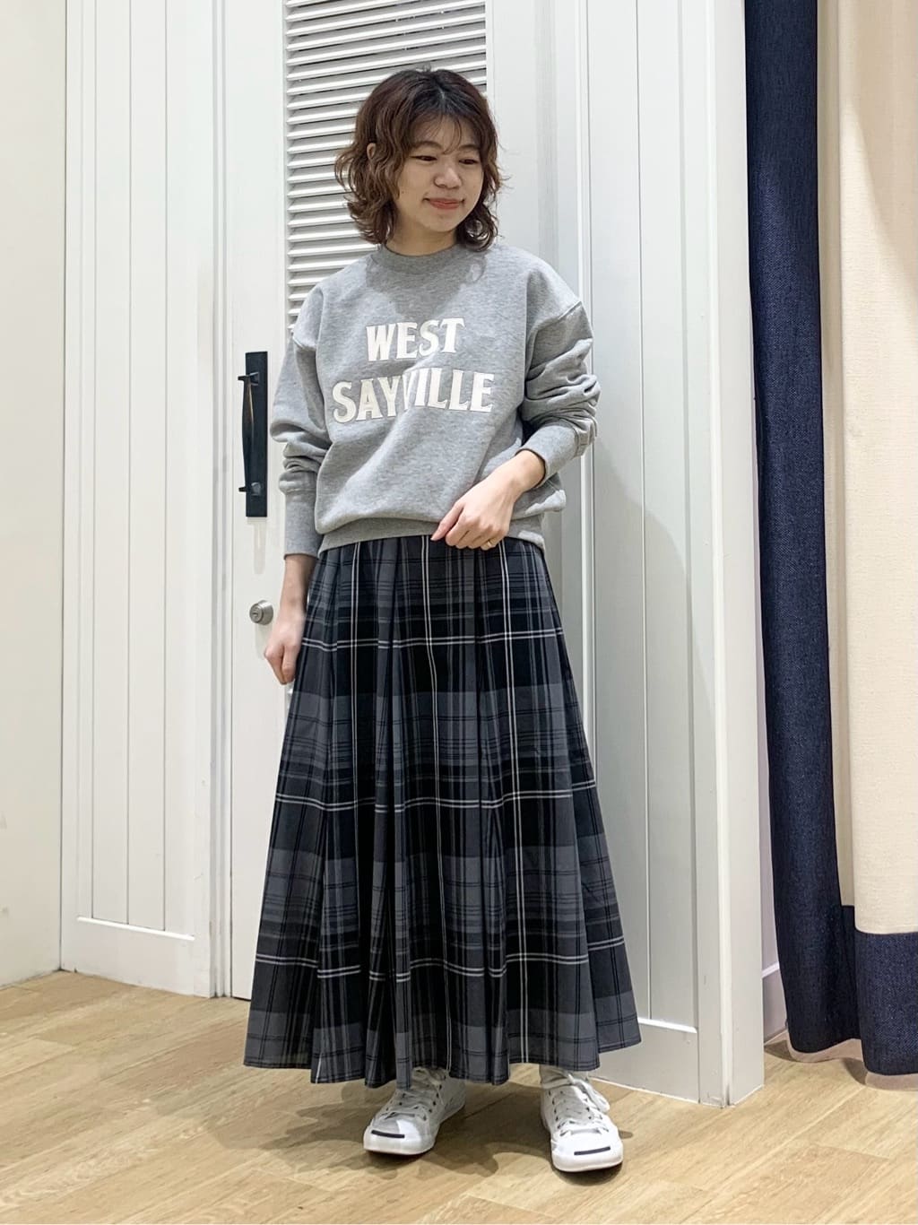 IMARIさんの「Dessin｜【洗える】オーガニックコットン裏毛ロゴスウェット」を使ったコーディネート