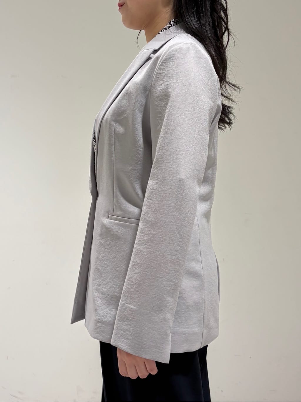 momokoさんの「INDIVI｜【洗える／UVケア／麻調】シングルジャケット」を使ったコーディネート