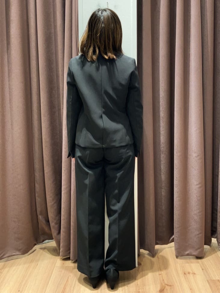 みちゃさんの「grove｜【マシンウォッシュ／防シワ/SS-3L】ストレッチノーカラージャケット」を使ったコーディネート