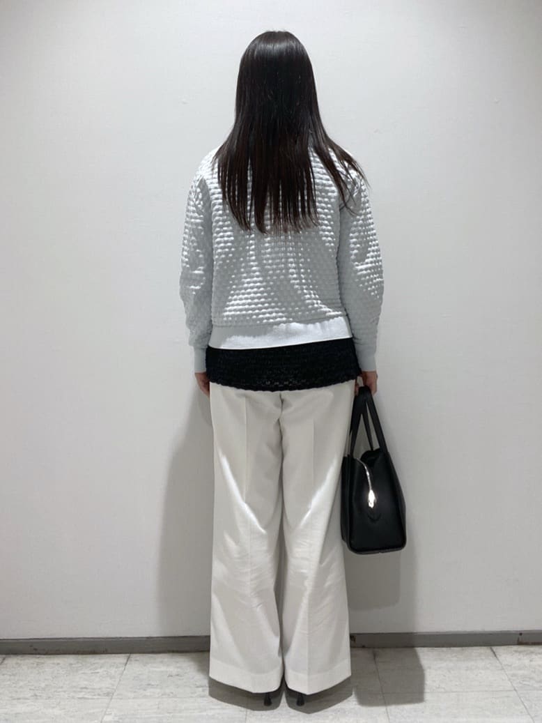 meiさんの「INDIVI｜【洗える／凹凸編み】ジャカードニット」を使ったコーディネート