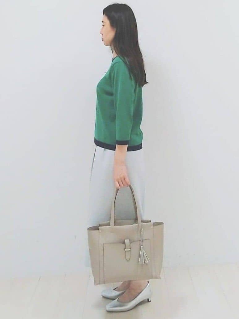 SANAさんの「Reflect｜【アンサンブル可】バイカラーニット」を使ったコーディネート