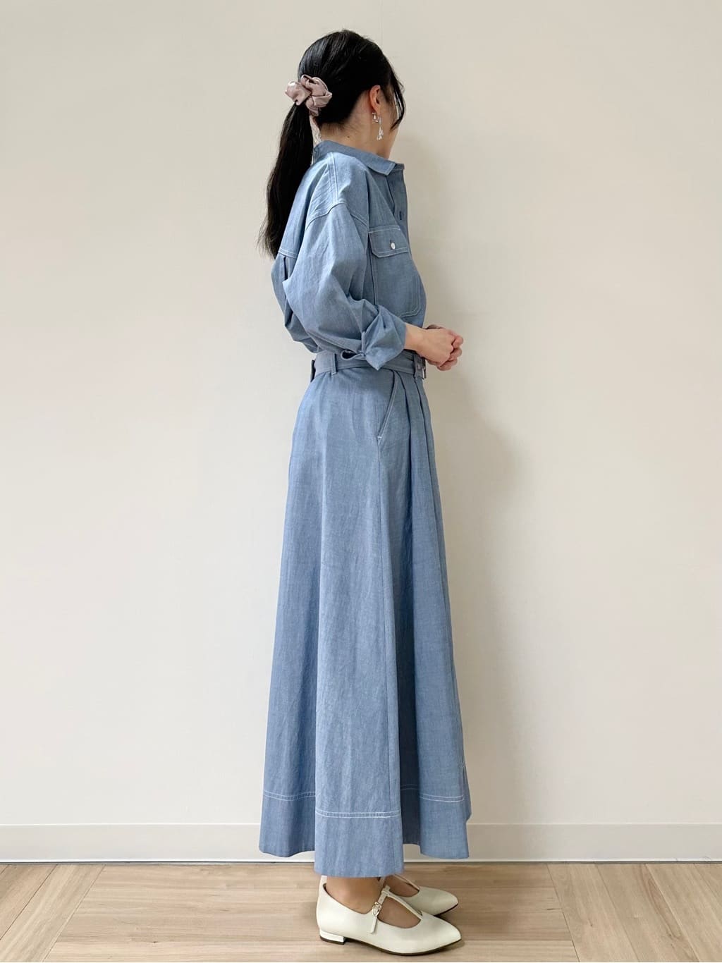Momoさんの「Reflect｜【羽織にも◎】ダンガリーシャツ」を使ったコーディネート