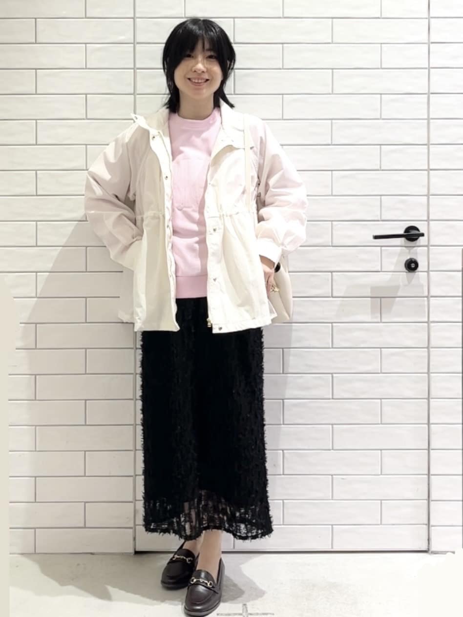 しおりさんの「OPAQUE.CLIP｜撥水スタンドZIPブルゾン【洗濯機OK／UVケア／花粉対応】」を使ったコーディネート