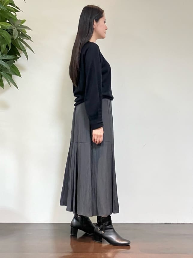 カレンさんの「UNTITLED｜【着回しが効く／オンオフアウター】ウールショートコート」を使ったコーディネート