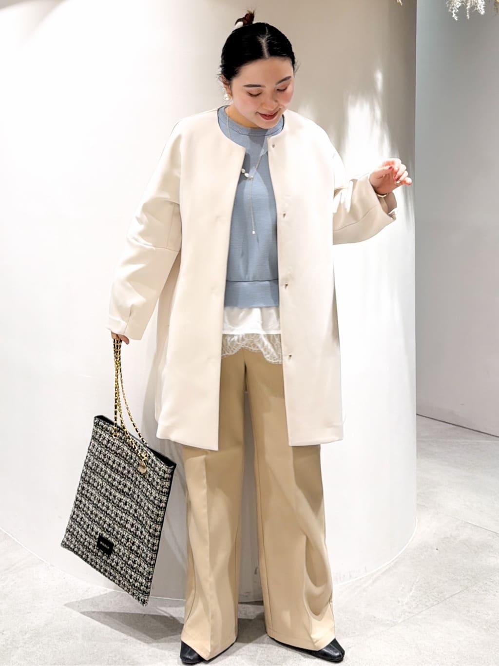 かりんさんの「OPAQUE.CLIP｜フォルムスリーブミドルコート【洗濯機OK】」を使ったコーディネート