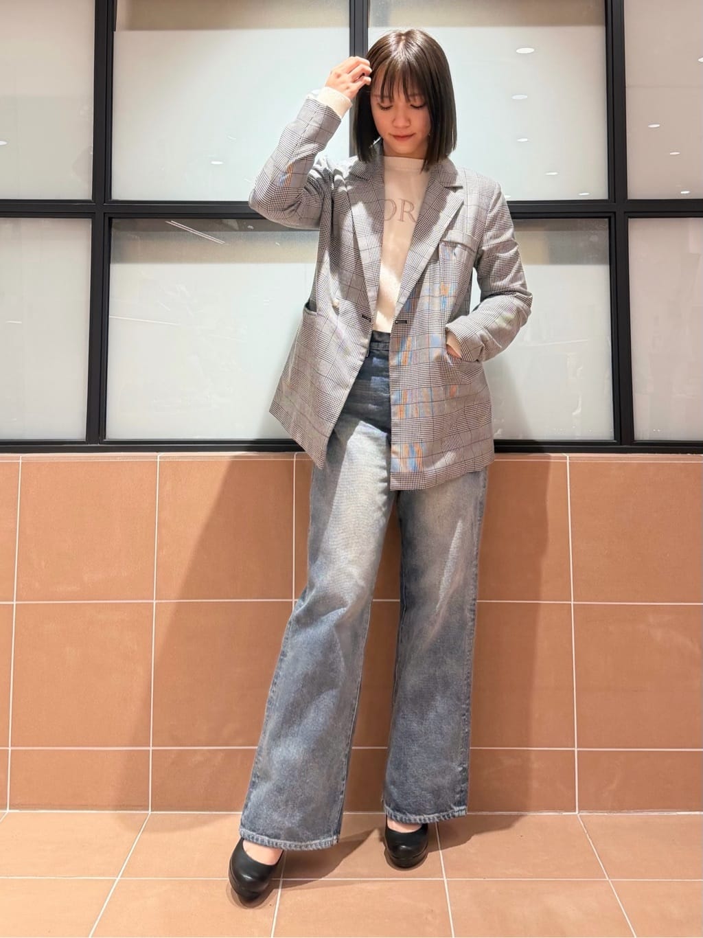 マナミさんの「ESPERANZA｜3WAYチャンキーヒールパンプス」を使ったコーディネート