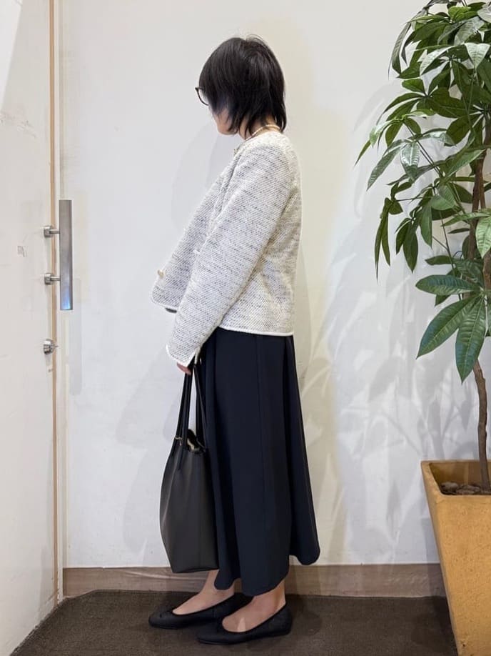 misakiさんの「SHOO･LA･RUE｜【S-LL】コーデに迷わずきちんと決まる セットアップ風ワンピース」を使ったコーディネート