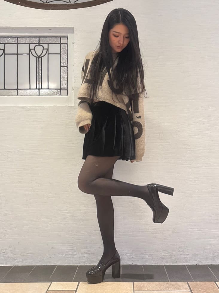 ゆずはさんの「ESPERANZA｜【ラク盛り/ローファー】リピーター続出／脚長美脚 厚底ローファー」を使ったコーディネート