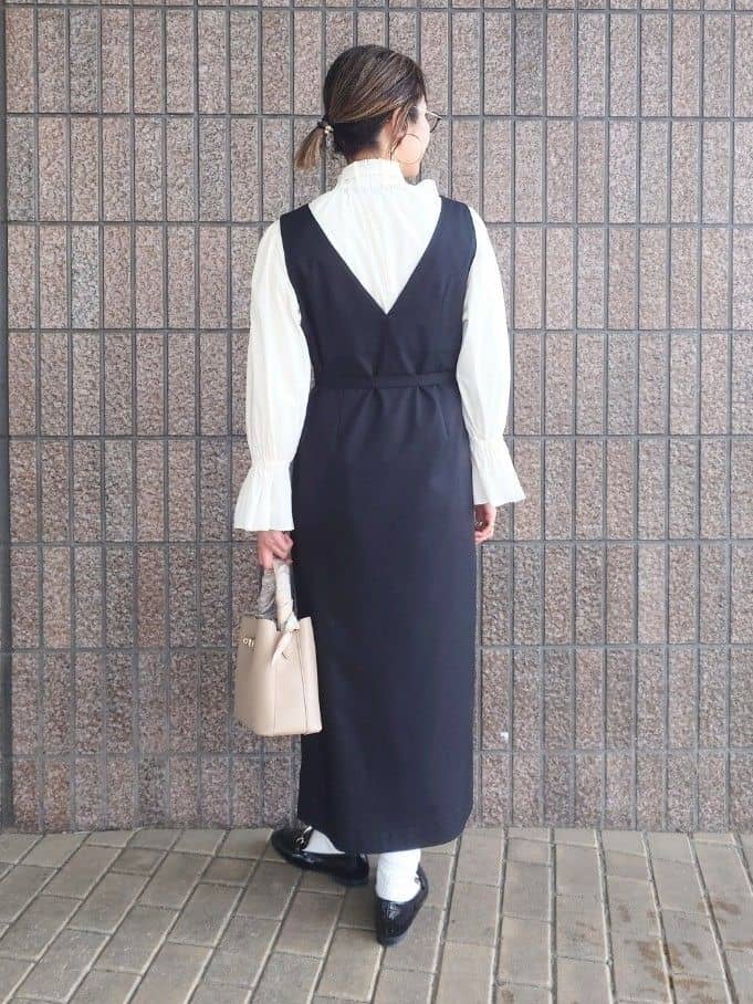 MUTSUKOさんの「UNTITLED｜◆【セレモニー/華やか】2WAYボウタイブラウス」を使ったコーディネート