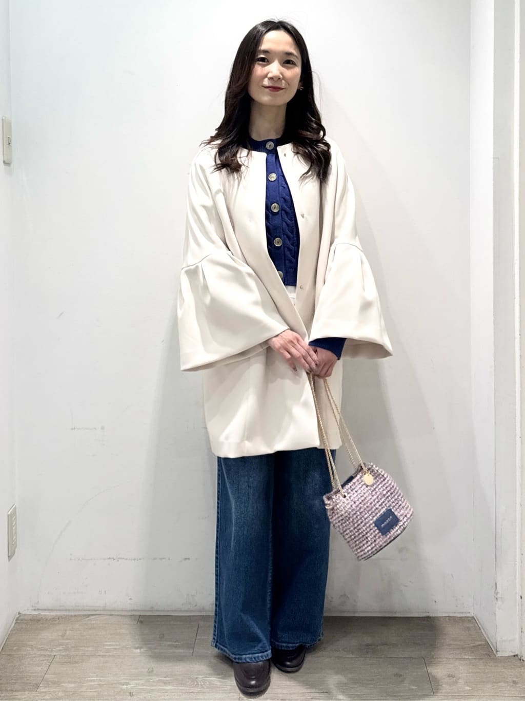 yuicciさんの「OPAQUE.CLIP｜フレアスリーブミドルコート【洗濯機OK】」を使ったコーディネート