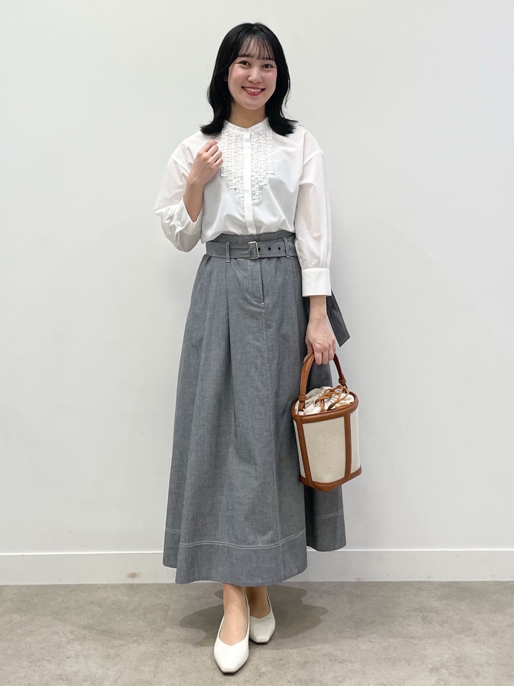 yukariさんの「Reflect｜【接触冷感】八分袖フロントフリルブラウス」を使ったコーディネート