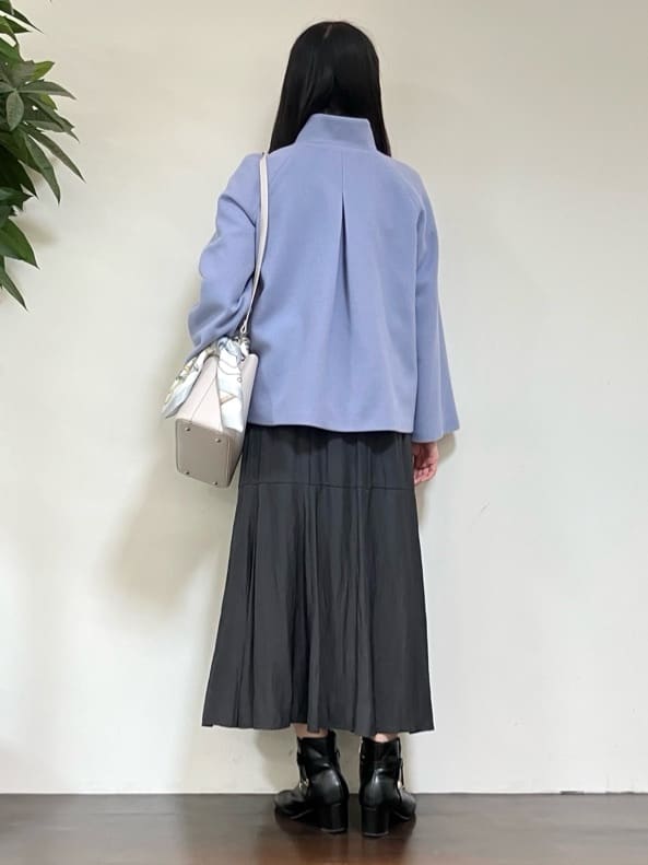 カレンさんの「UNTITLED｜【着回しが効く／オンオフアウター】ウールショートコート」を使ったコーディネート