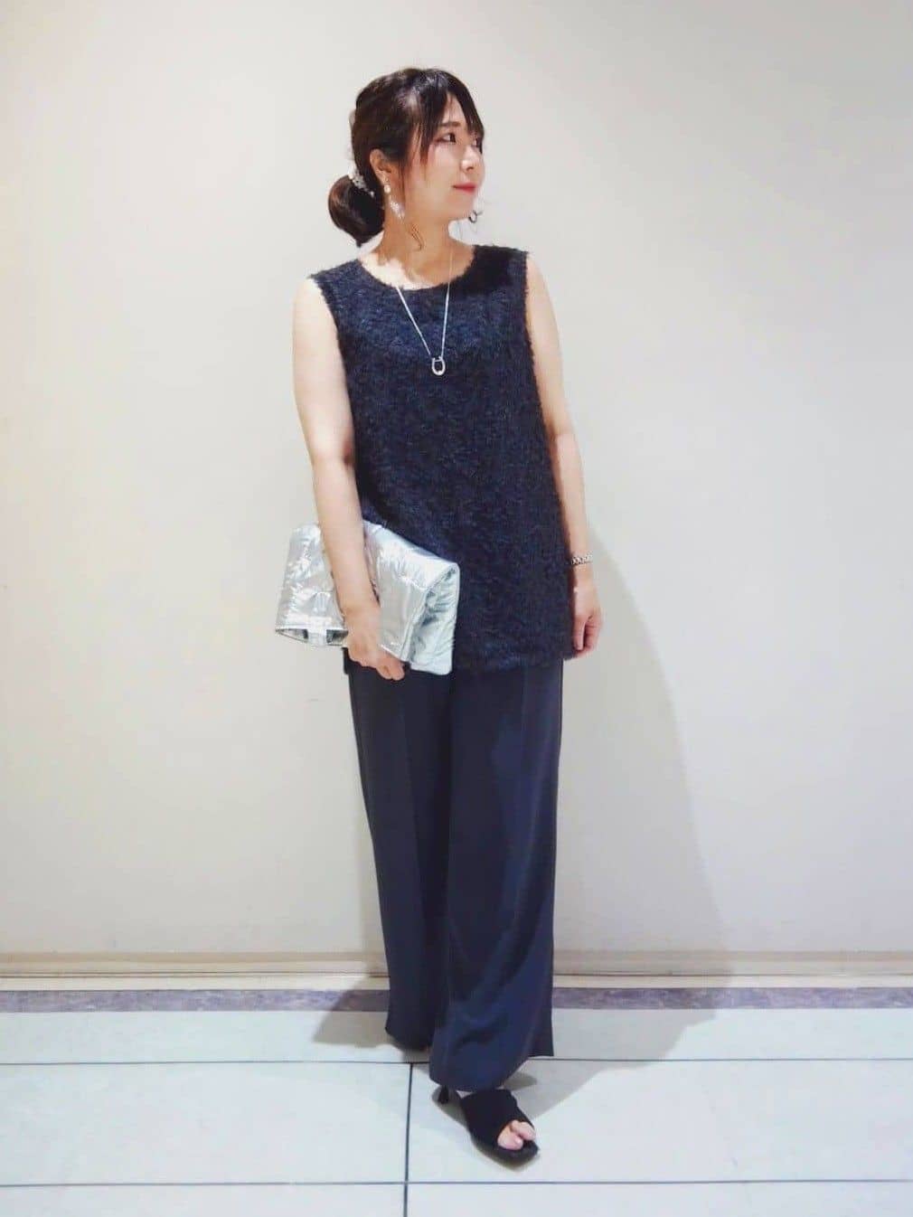 TOMOMIさんの「INDIVI｜【軽く羽織れる！】ダブルジャケット」を使ったコーディネート