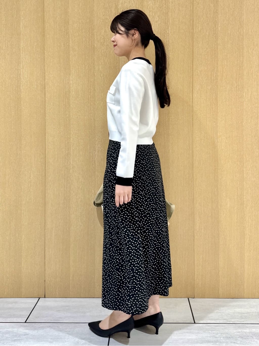 nanaさんの「UNTITLED｜【定番人気/はっ水/洗える】タスランショートトレンチコート」を使ったコーディネート
