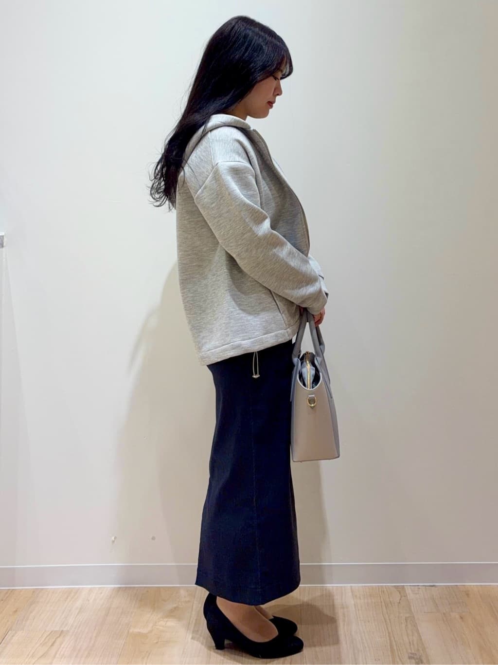 minamiさんの「grove｜【シリーズ累計36万枚/UVカット・ひんやり・洗濯機OK】やわらかドライタッチ 五分袖クルーネックニ」を使ったコーディネート