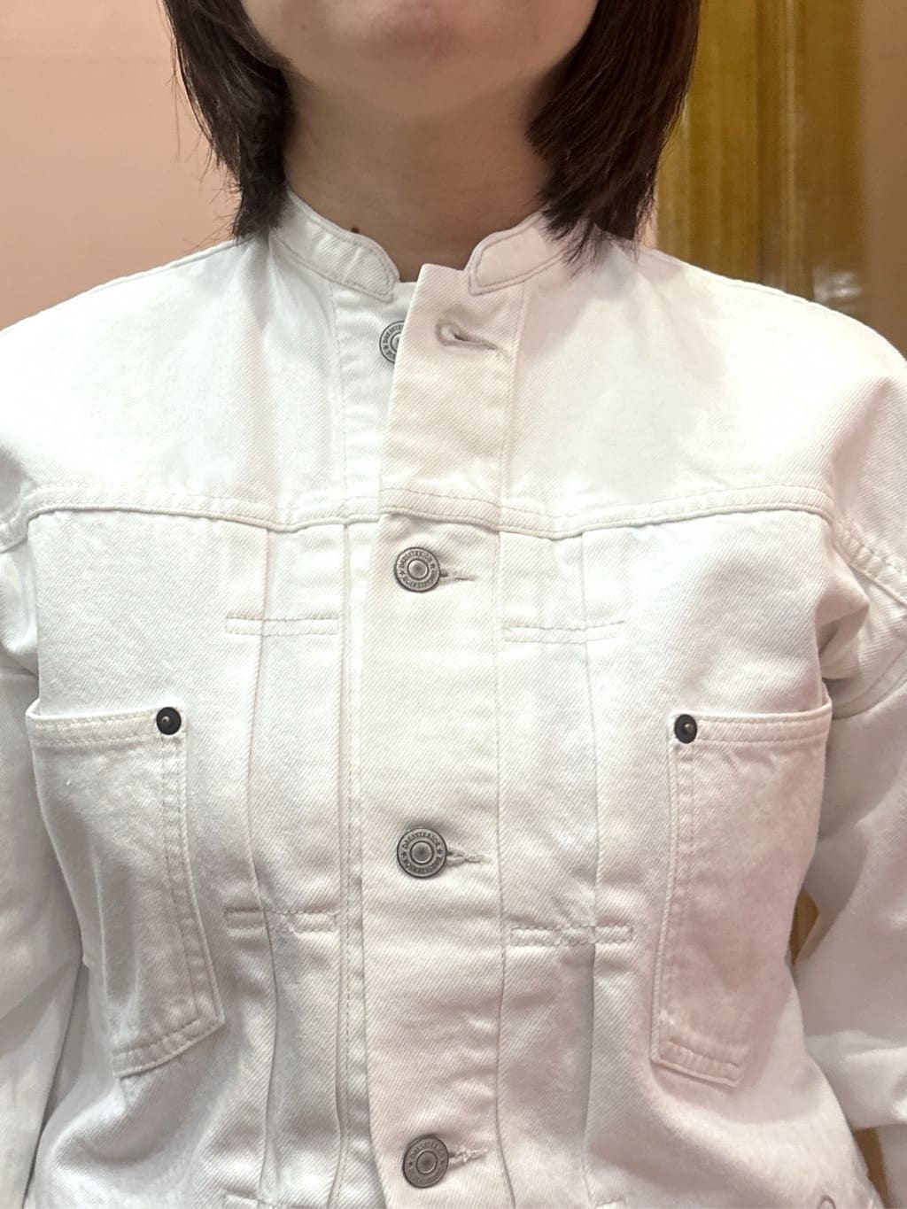 komatsuさんの「DRESSTERIOR｜【ウォッシャブル】バンドカラー ホワイトＧジャン」を使ったコーディネート