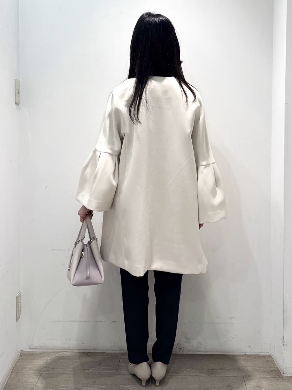 yuicciさんの「OPAQUE.CLIP｜ストレッチイージーテーパードパンツ【洗濯機OK／イージーアイロン】」を使ったコーディネート