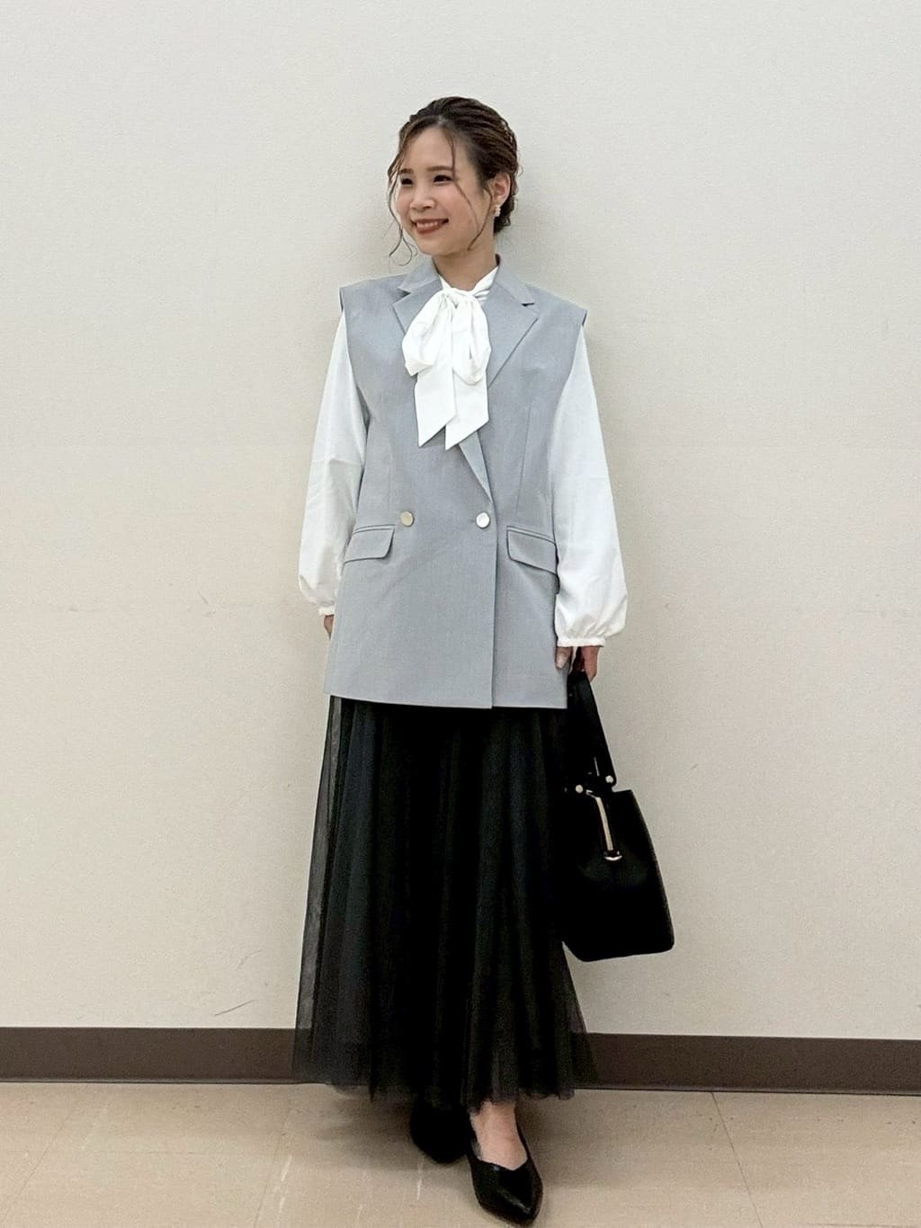 shioさんの「SHOO･LA･RUE｜【セットアップ可/S-LL/洗濯機可】サッと羽織ってこなれ見え ダブルブレストジレ」を使ったコーディネート