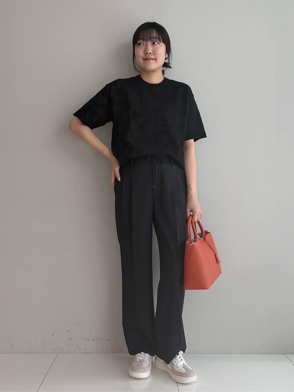 Akutagawaさんの「TAKEO KIKUCHI｜【徳島ニット】ニットＴシャツ」を使ったコーディネート