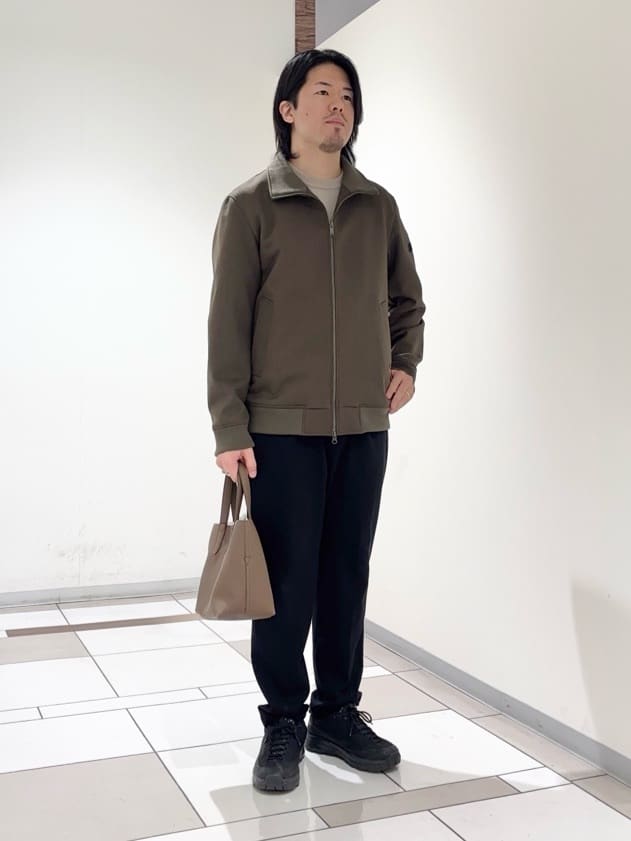 及川さんの「TAKEO KIKUCHI｜【JUST ONE LAYER】ダウンファブリック ジップアップ リブ ブルゾン」を使ったコーディネート