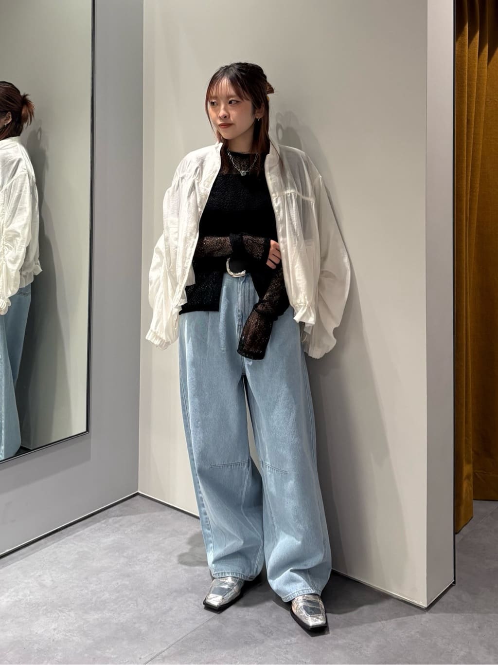 ユアさんの「INDIVI｜カップ付きクロップドキャミ」を使ったコーディネート