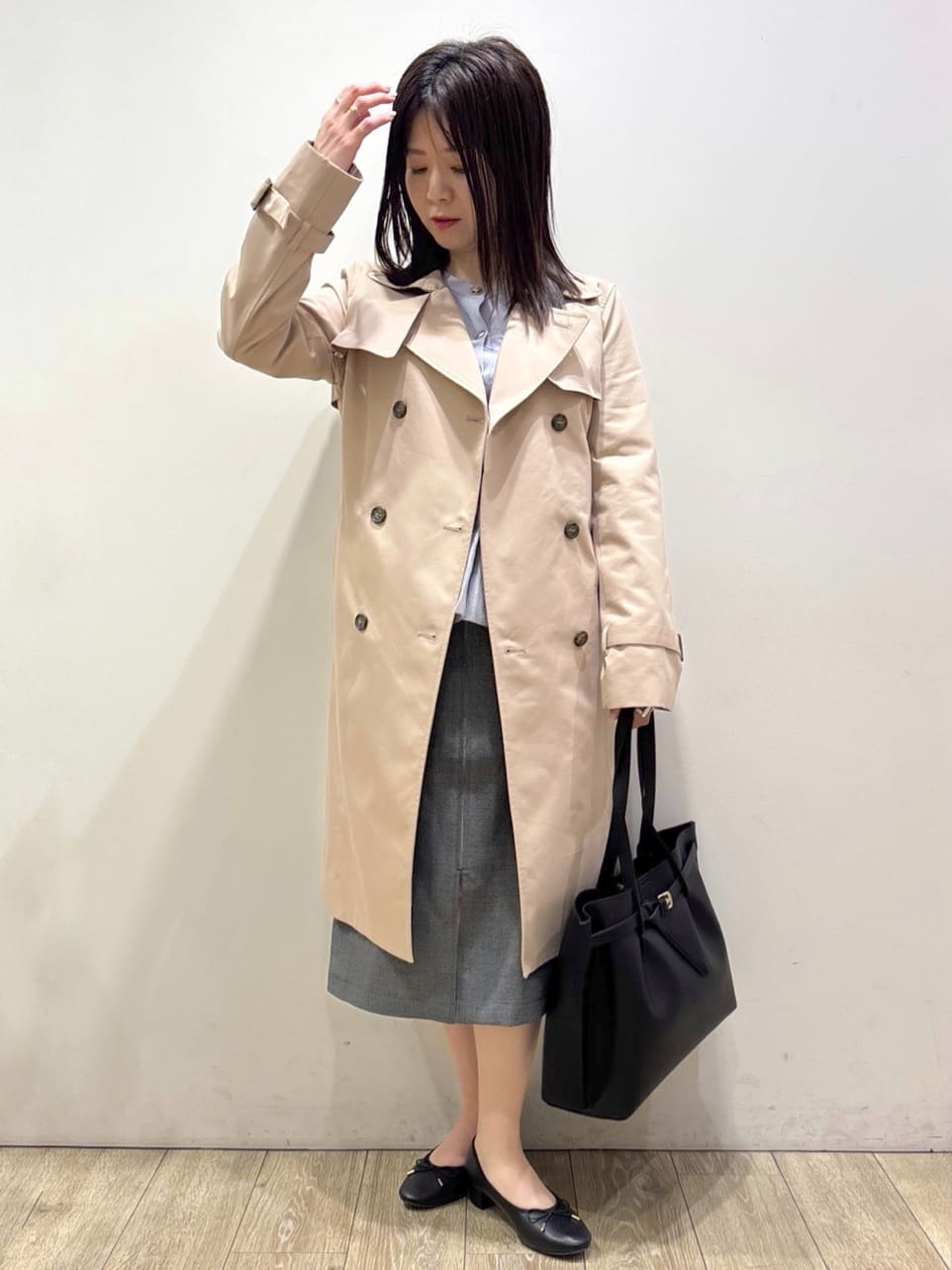 mameさんの「index｜撥水トレンチコート【洗濯機OK／花粉対応】《XS～3L》」を使ったコーディネート
