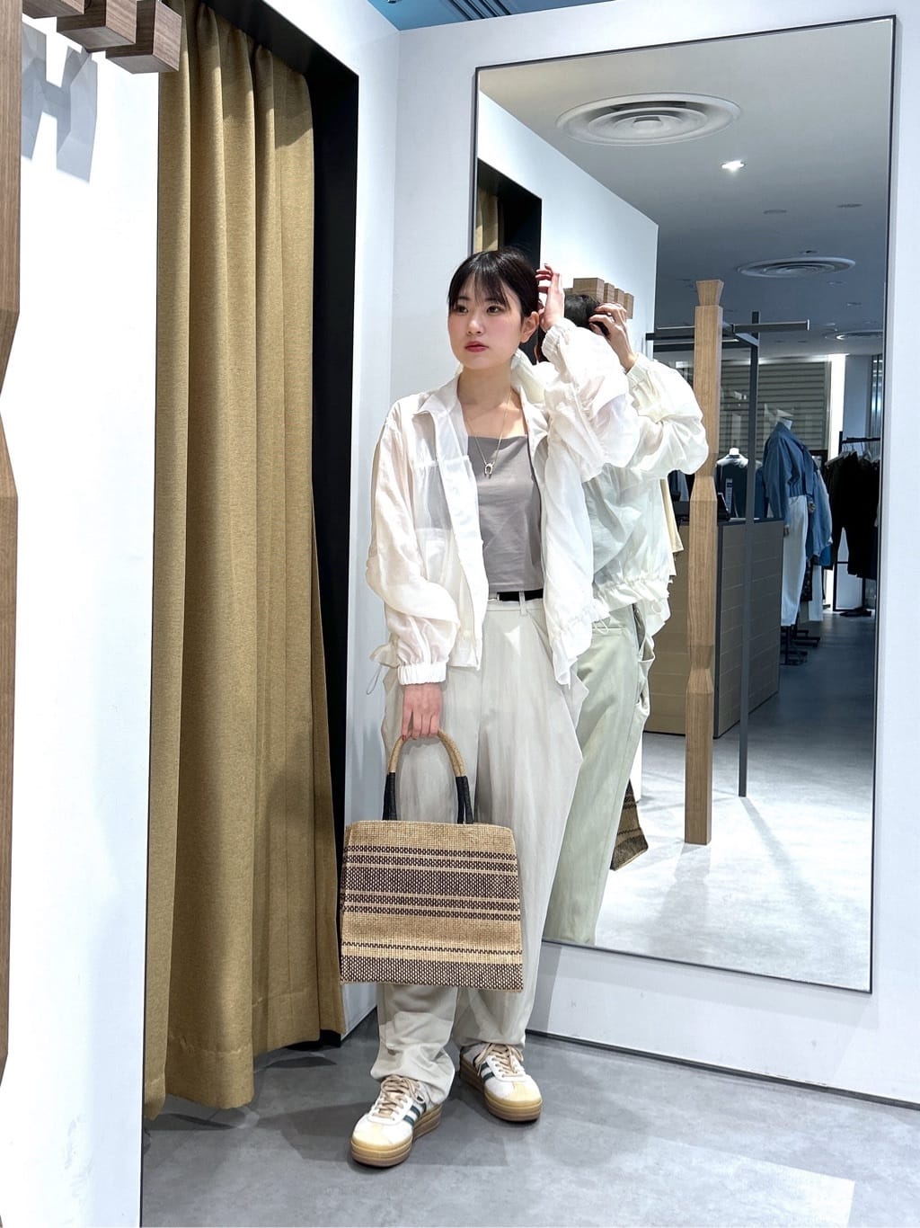 Renoさんの「INDIVI｜シアーシャーリングブルゾン」を使ったコーディネート