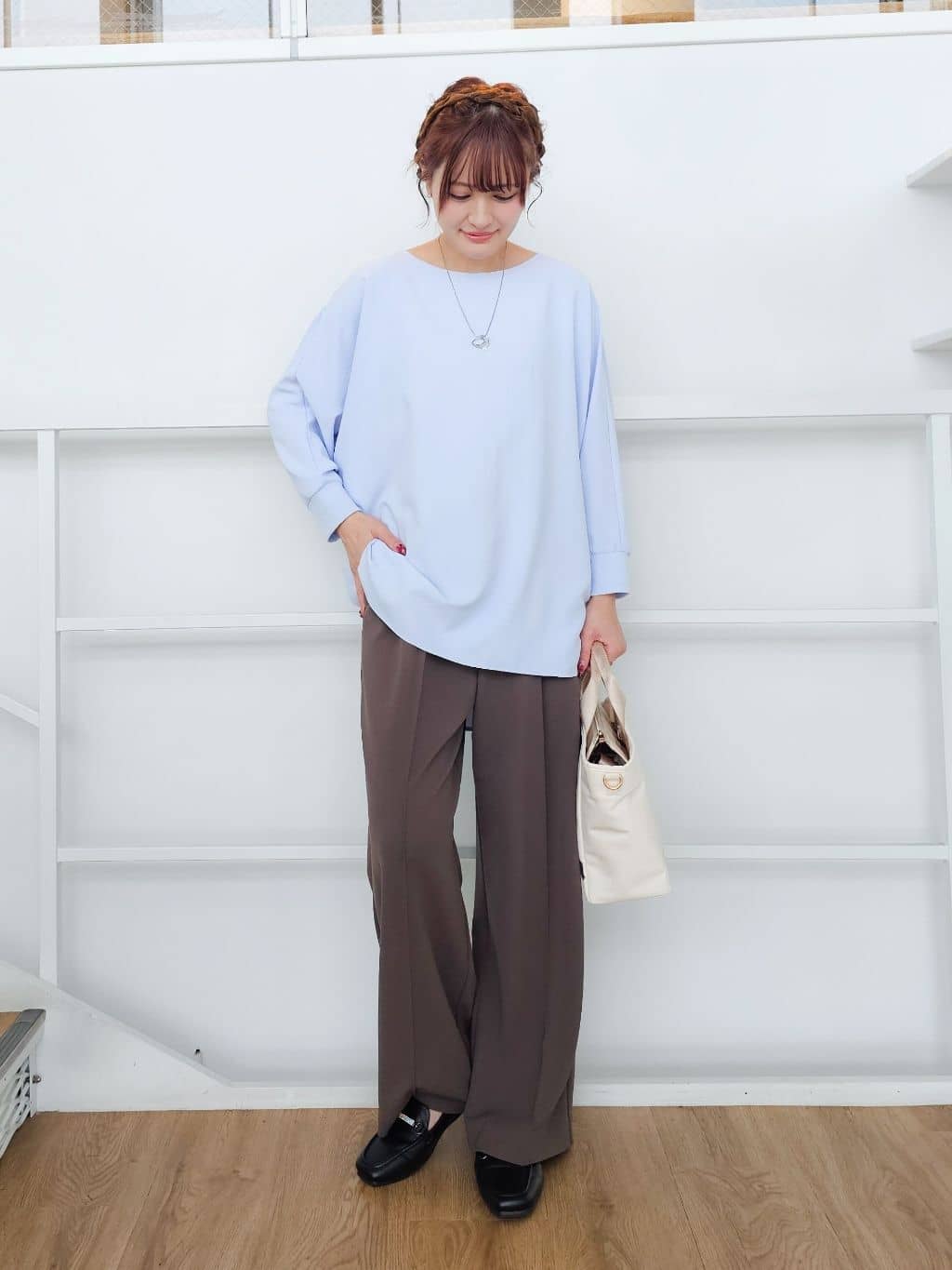 ゆゆさんの「SHOO･LA･RUE｜【高レビュー/S-LL/着丈選べる/洗濯後しわになりにくい】スマートに見えるイージーワイドパンツ」を使ったコーディネート