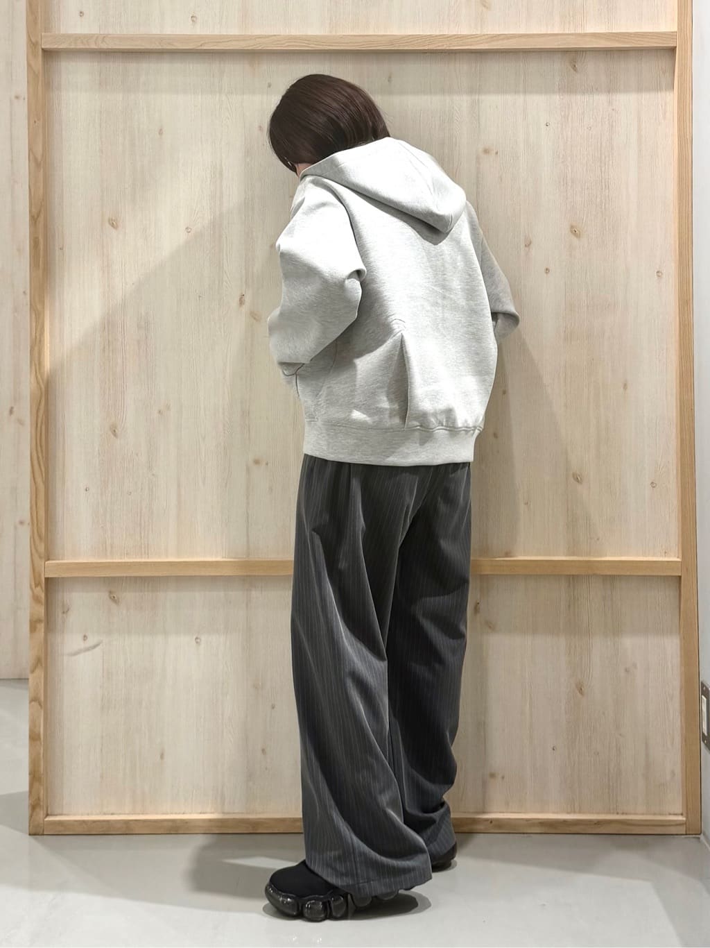 nanaさんの「THE SHOP TK｜ダンボールジップパーカ」を使ったコーディネート