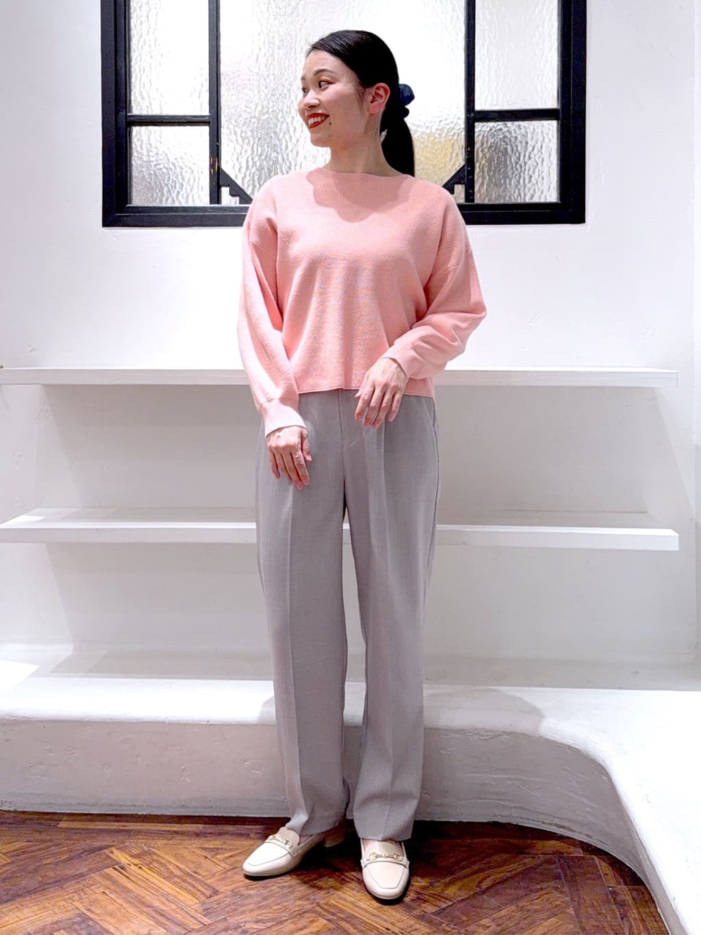 あんりさんの「grove｜【撥水／シルエット2WAY】羽織るだけでサマになる、スタンドネックテントラインコート」を使ったコーディネート