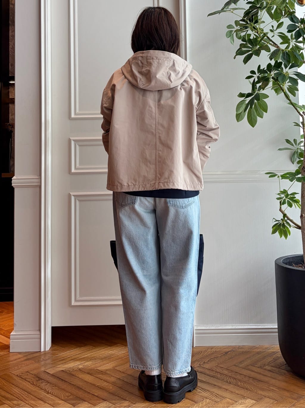 nakaoさんの「DRESSTERIOR｜【ウォッシャブル/撥水素材】撥水ツイル マウンテンパーカー」を使ったコーディネート