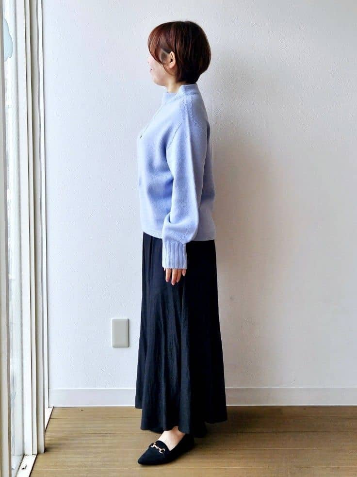 やじまさんの「UNTITLED｜【定番人気/はっ水/洗える】タスランショートトレンチコート」を使ったコーディネート